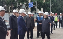 大渡口区委书记张果一行调研一定发中心项目：锚定节点 政企协同跑出建设加速度